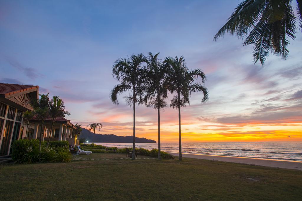 Resort Sabah Beach Villas &