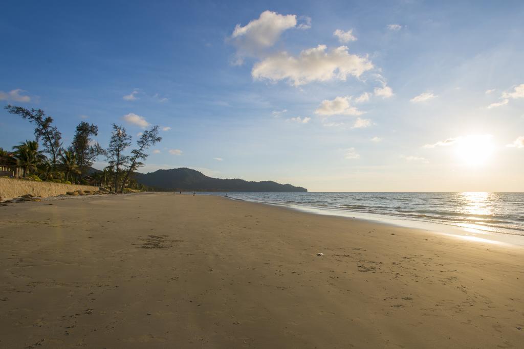 Sabah Beach Villas & 3*