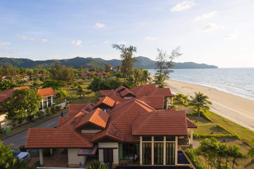 Sabah Beach Villas &