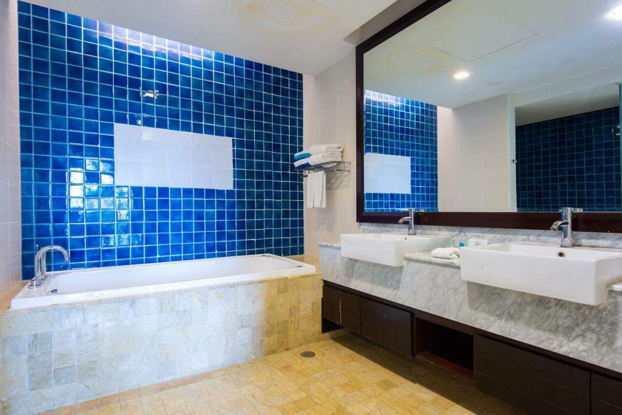 Sabah Beach Villas &
