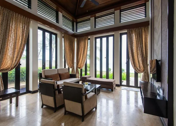 Sabah Beach Villas & Suites